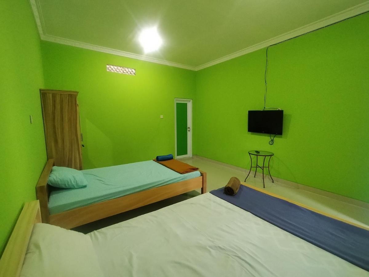 Villa Batu Tua Puncak Mitra Reddoorz โบกอร์ ภายนอก รูปภาพ