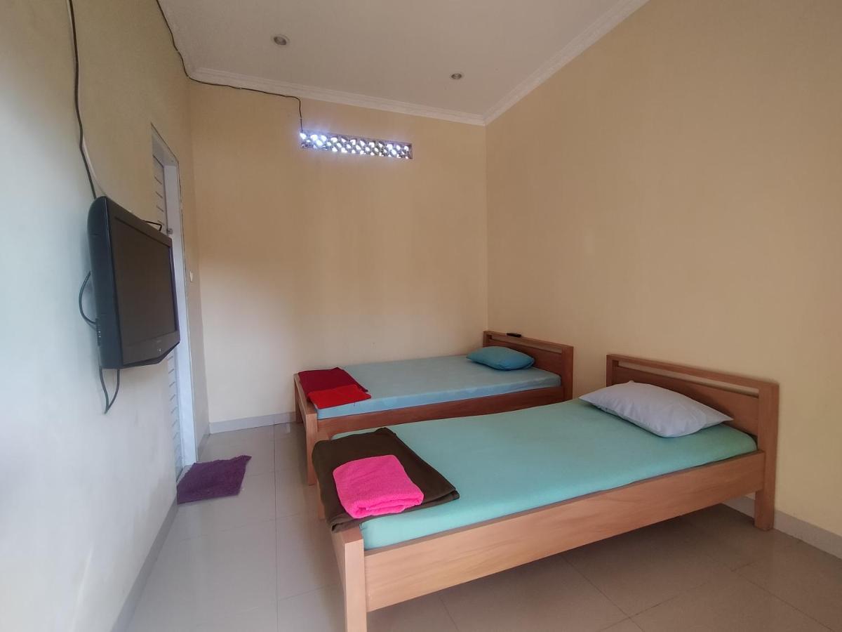 Villa Batu Tua Puncak Mitra Reddoorz โบกอร์ ภายนอก รูปภาพ